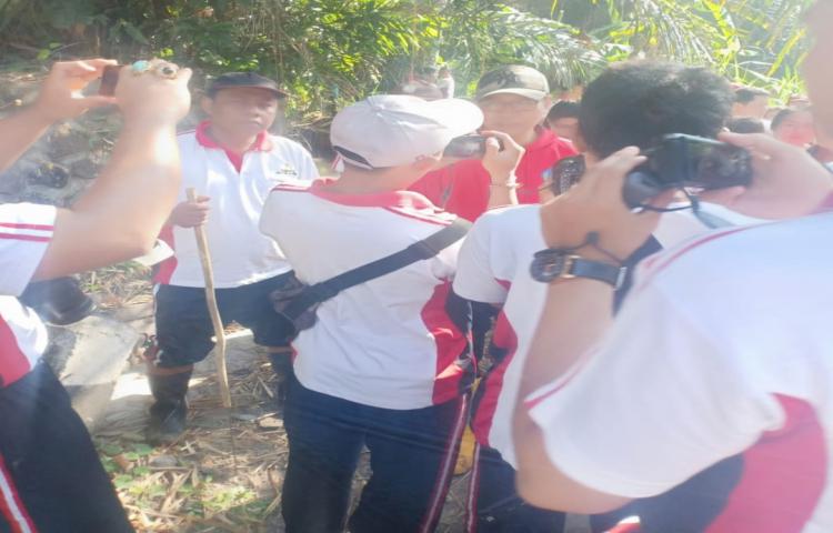 GERTAK Gerakan Badung Bersih Di Desa Sobangan Kecamatan Mengwi